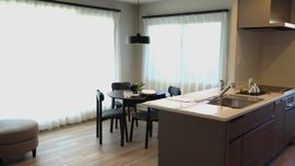 ���r���O