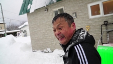 大雪と闘う米澤先生