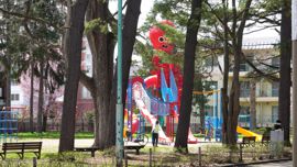 タコの滑り台